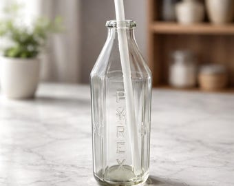 Vintage PYREX Clear Glass 8 Ounce Hexagon-Shaped Baby Bottle with Straw – Mid-Century Glass Collectible (Made in USA)