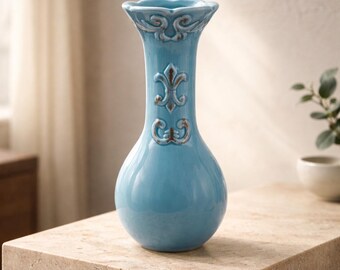 Vintage Robin’s Egg Ceramic Blue Vase with Fleur-de-Lis Detail – Elegant Vintage Decor