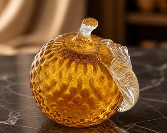 Vintage Handblown Murano Glass Apple with Gold Flecks – Vintage Venetian Art Glass Decor