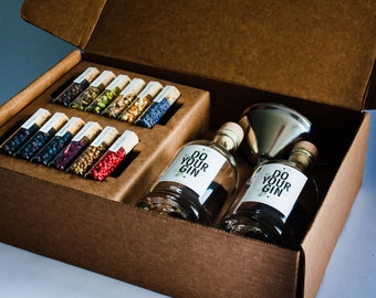 DO YOUR GIN l Diy Gin Making Kit l Anniversary Gift For Him, Boyfriend, Husband l Birthday Gift for Men & Women l Homemade Cocktails Kit