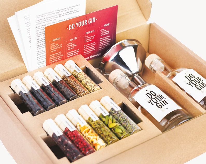 DO YOUR GIN Diy Gin Making Kit Anniversary Birthday Gift for Him, Her, Partner Coworker Father's Day Gift Cocktail Kit 12 Spices image 1