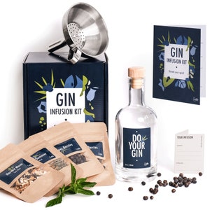 Craftly Gin Infusion Kit | Anniversary Gift for Homemade Cocktails | Birthday Gifts for Him, Her | Gifts for Men & Women l Spices, Bottle