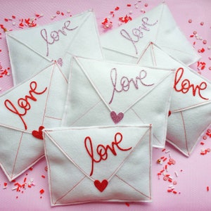 Felt love letters