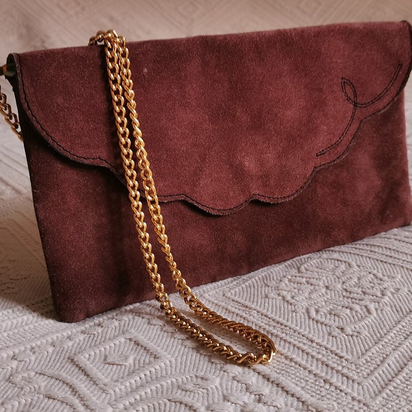 Sac salamandre vintage des années 70, sac à bandoulière / pochette en daim brun, sac brun avec bracelet de chaîne en or, sac à main en cuir véritable, sac de soirée des années 70