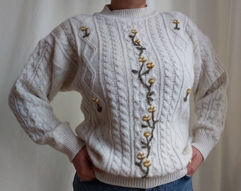 Vintage 90s Creamy Cable Knit Sweater: Wool Blend with Floral Embroidery