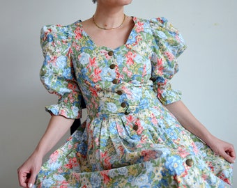 Vintage Floral Folk Dress with Puff Sleeves, 90s Floral Print Cottage Core Dress, Tracht Dress, Oktoberfest/Prairie/Austrian/Dirndl, size L