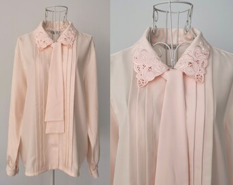 Corsage Pale Yellow Chiffon Collar Flower with Metallic Gold Dots Collar Attachment