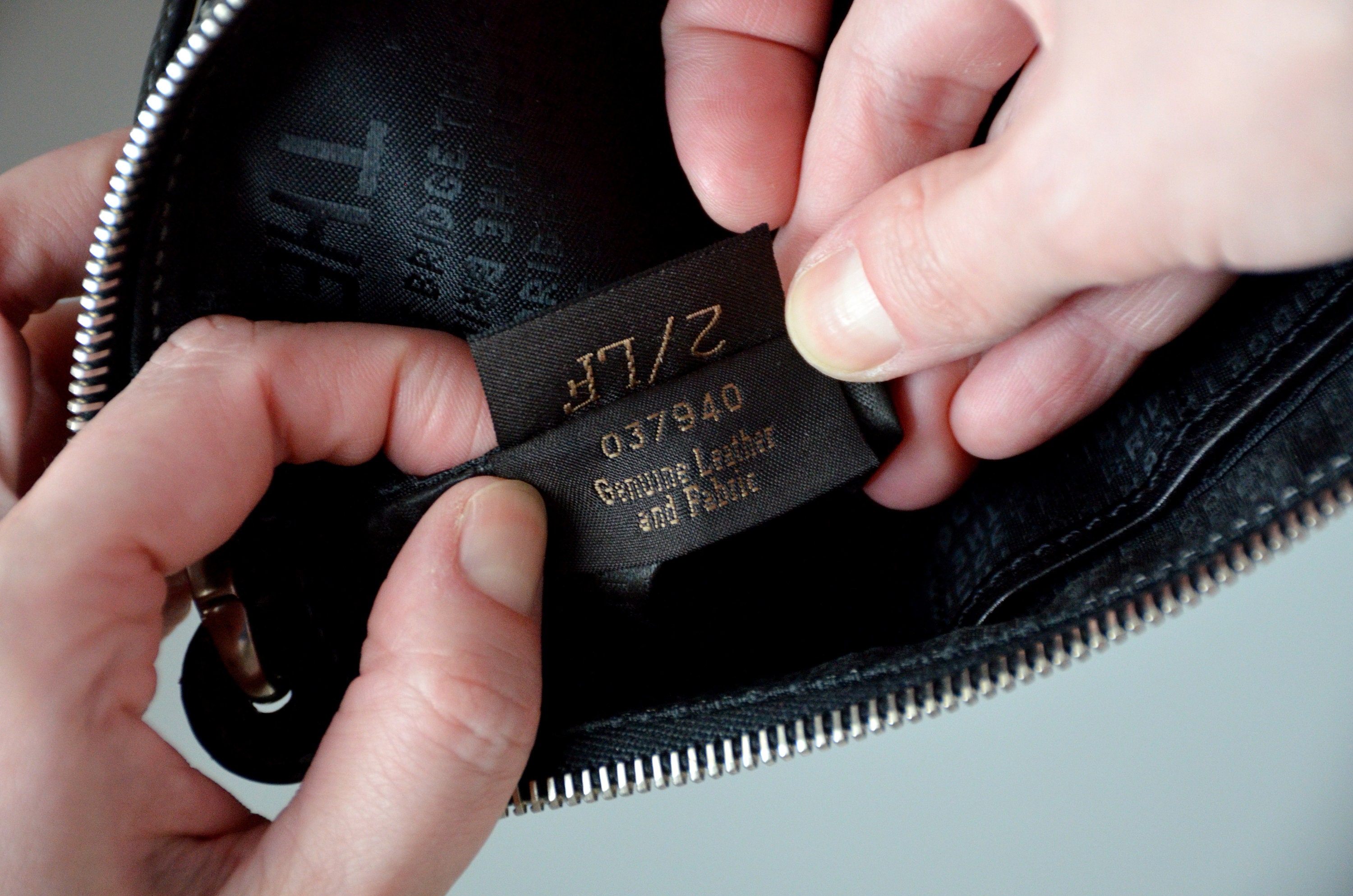 Vintage the Bridge Leather Bag, Logo Print Genuine Leather