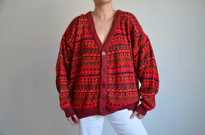 Vintage 90s Red Pattern Wool Cardigan, V-Neck Wool Knit Sweater, Button Down Grandpa Sweater, Baggy Wool Sweater, Chunky Hipster Cardigan image 6