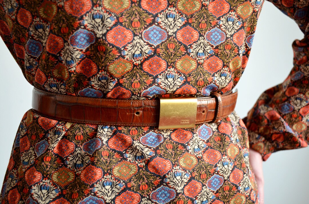 Vintage JOOP! Embossed Brown Leather Belt, Gold Buckle, Made  display picture 3