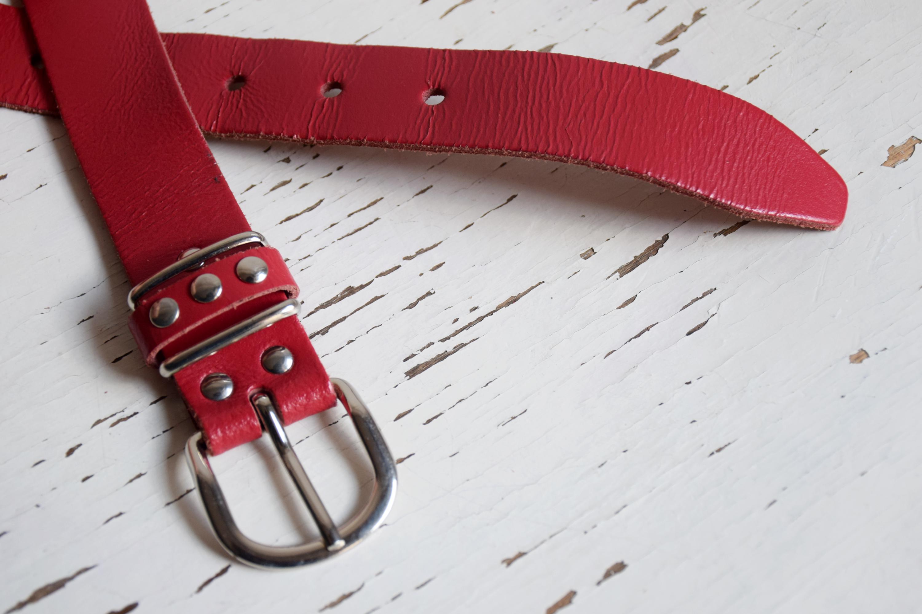 Vintage 90s Red Leather Belt, Silver Buckle, 75 Cm - Etsy display picture 2