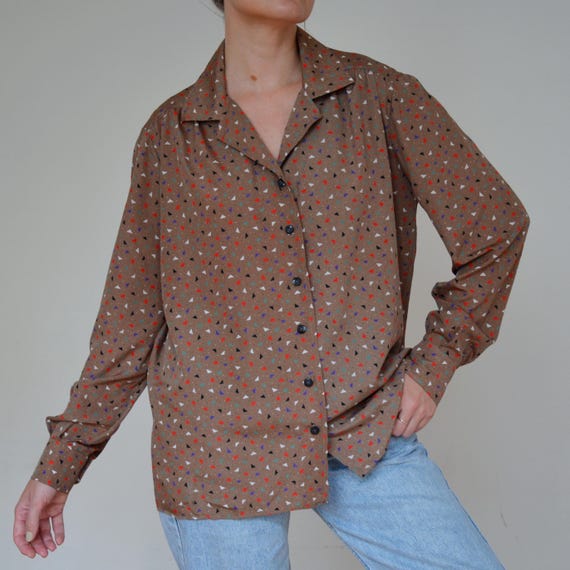 Vintage Taupe Brown Silk Blouse, Colorful Triangle Print Long Sleeve Button Up Shirt