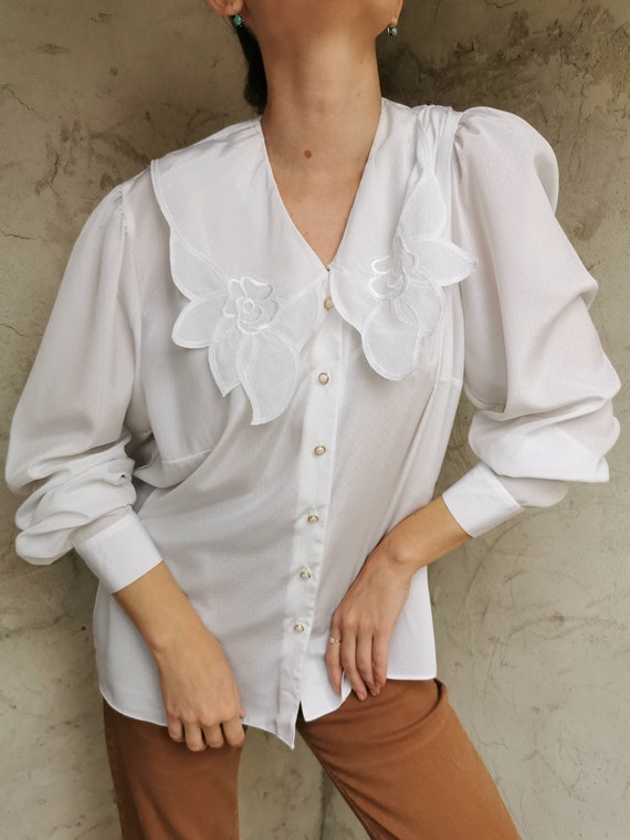 Vintage 80's Embroidered White Blouse 