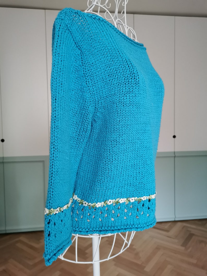Emerald Blue Women/'s Top Floral Motif Vintage 90/'s Lolita Sweater Made in Italy Boat Neckline Blouse size SM Spring Summer Sweater