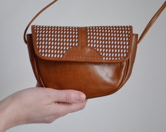 Vintage 90s Mini Crossbody Bag, Small Tan Leather Bag with Braided Flap, Genuine Leather Purse, Boho/Hippie/Festival Bag, Everyday Bag