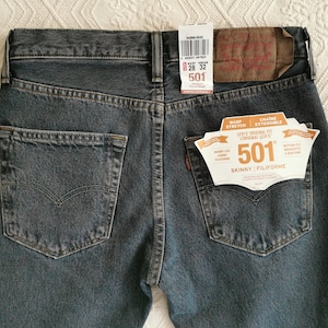 Vintage Levi's 501 Jeans W28: Dark Wash High Waist Skinny Jeans
