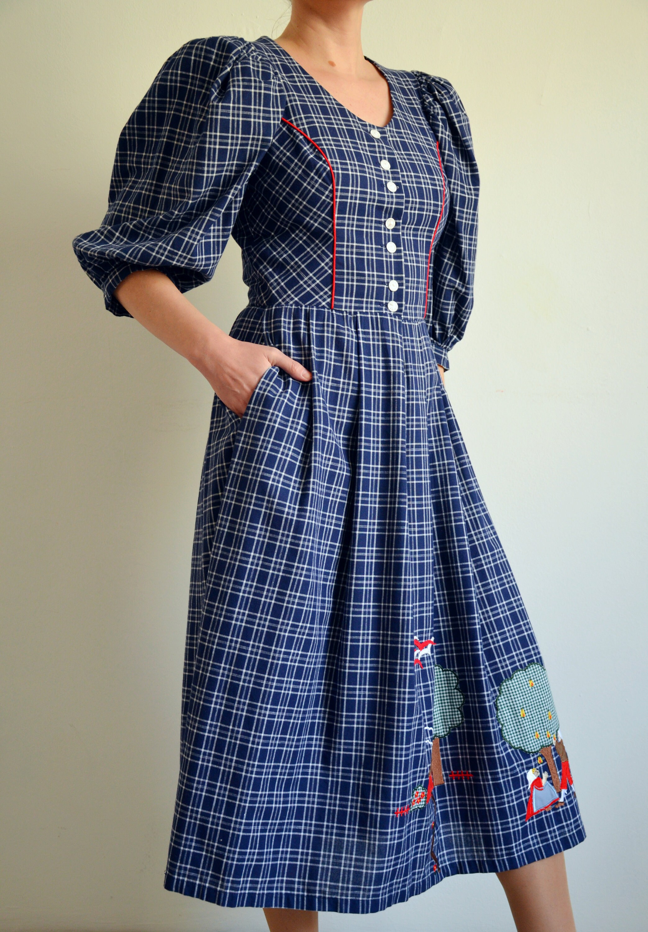 Austrian Patterns Retro Vintage 80s Austrian Folk Dress With Puff Sleeves, Scenery Peasant ...