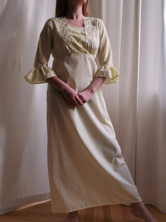 Vintage 70s Long Nightgown, Floral Embroidery Nig… - image 2