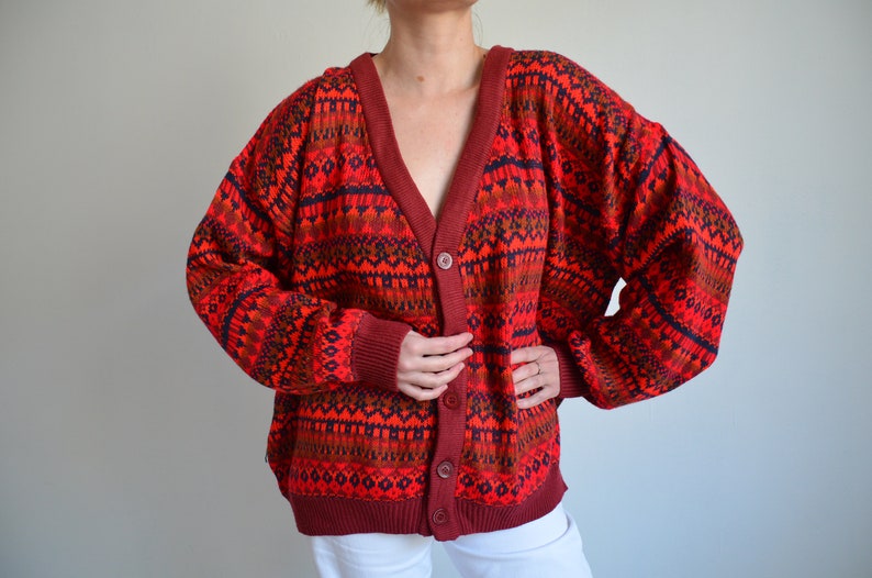 Vintage 90s Red Pattern Wool Cardigan, V-Neck Wool Knit Sweater, Button Down Grandpa Sweater, Baggy Wool Sweater, Chunky Hipster Cardigan image 4