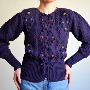 Vintage 90s Austrian Folk Cardigan, Puff Sleeve Popcorn Knit Cardigan, Bobble Knit Cardigan, Embroidered Floral Cardigan, Cottag core/Dirndl image 5