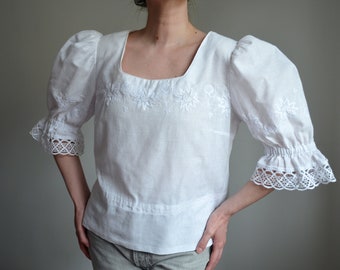 Vintage Embroidered Folk Blouse, Puff Sleeve Austrian Blouse, White Crochet Lace Peasant Blouse, Floral Embroidery Top, Dirndl/Cottage core