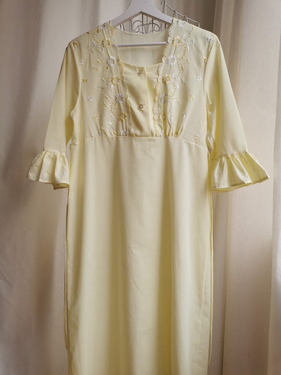 Vintage 70s Long Nightgown, Floral Embroidery Nig… - image 7