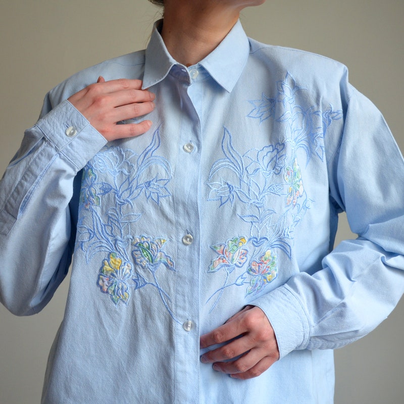 Floral Embroidered Collar Oxford Blouse in Blue (3-12yrs)