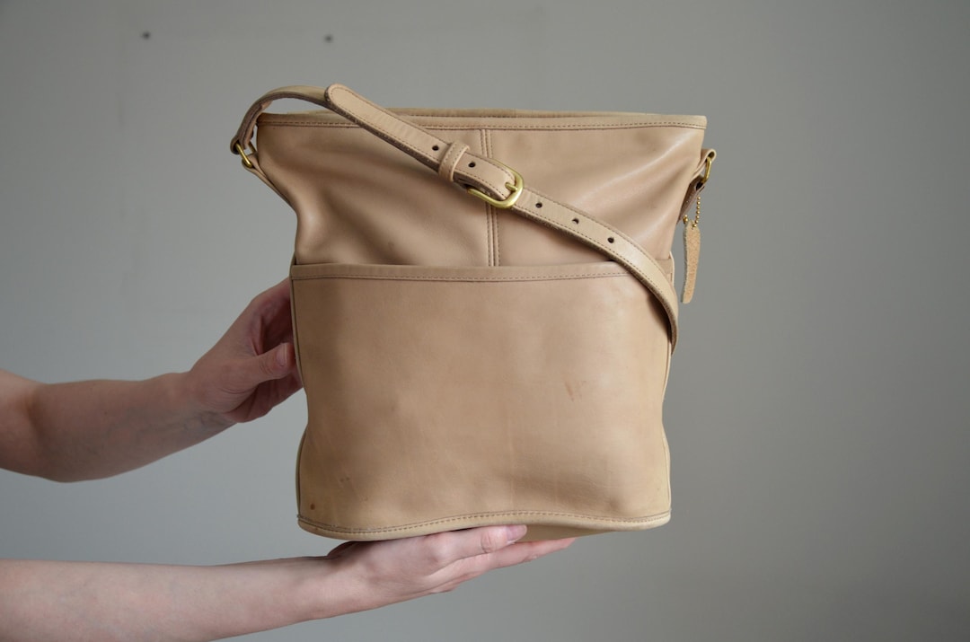 Vintage 80s COACH Leather Bucket Bag, Tan Crossbody Shoulder Bag