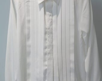 Vintage 90s Embroidered White Blouse, Floral Embroidery Collar, Button Up Top, Oversized Collar Shirt, Pleated Top, Formal Event Top