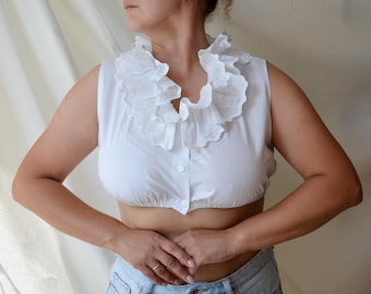 Blusa Dirndl blanca vintage, volantes de encaje calado, top corto sin mangas