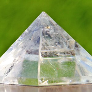 A Hermosa piedra grande de cuarzo de cristal transparente de 40 mm, energía cargada curativa, piedra de aura de Reiki, pirámide egipcia imagen 6