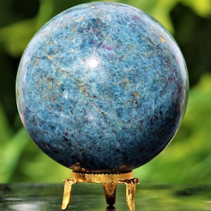 Sfera di apatite rubino da 80 mm: pietra energetica curativa, griglia dei chakra