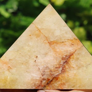 205MM Golden Quartz Stone Egyptian Pyramid Metaphysical Crystal Healing Charged Stone Boost Meditation Tool Unique Spiritual Gift Stone Item