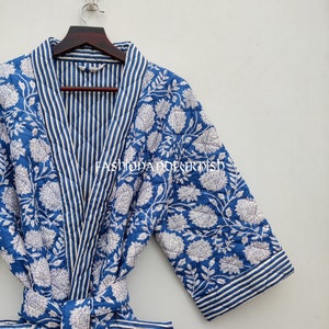 Cotton Handmade Floral Quilted robe jacket Women's robe Kimono Style jacket Cotton Quilted Robe, Quilted Kimono, Robes, Traditional Kimono