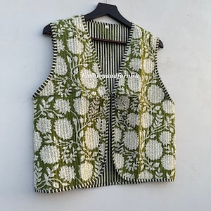 Khaki Floral Print Quilted Concealed Button Vest