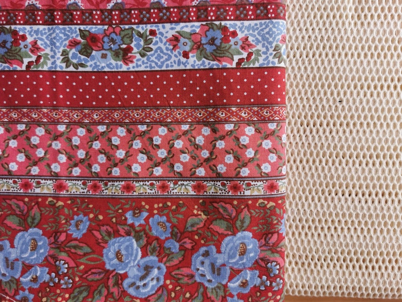 Panier coton pour pinces à linge fleuri rouge