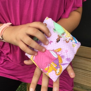 Icepack/kids icepack/bruise bag/icepacks/Reusable ice pack/heat pack/fevers/injuries/ice pack for injuries/Disney Princess Print