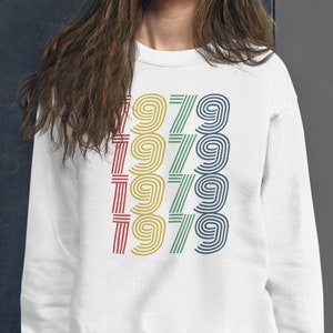 1979 Geburtstag Sweatshirt 1979 Sweatshirt Retro Sweatshirt 44 Geburtstag Geschenk 1979 Geburtstag Geschenk für ihn Geschenk für sie Vintage 1979 Shirt