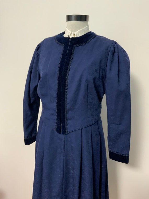 Dirndl dress and blazer, trachten suit, navy Germa