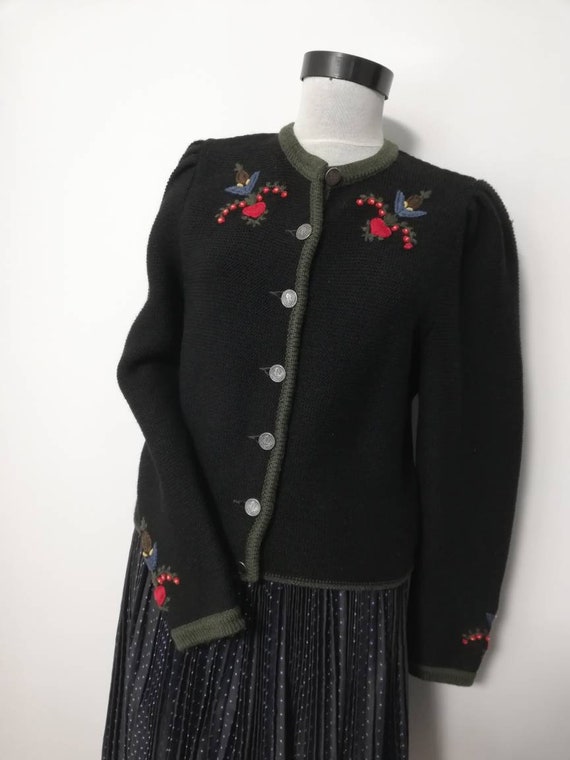 Tyrolean  sweater, hand embroidery flowers, Austr… - image 10