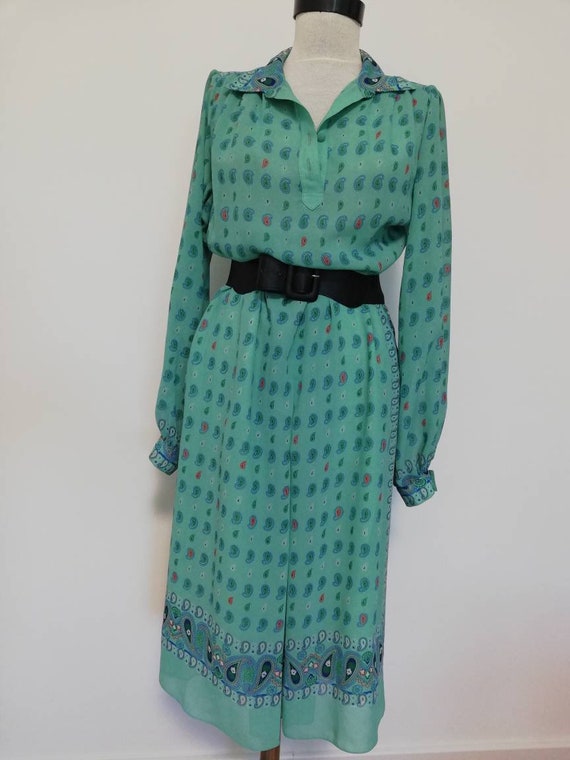 Vintage 70s Sage Green Paisley Dress, Long Sleeve Prairie Style (S-M) Vintage 70s Sage Green Paisley Dress, Long Sleeve Prairie Style (S-M)