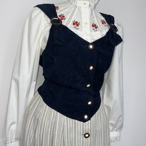 Gorgeous vintage dirndl, grey and navy dirndl, trachten, prairie, Oktoberfest fashion, German Austrian dress, tyrollean dress