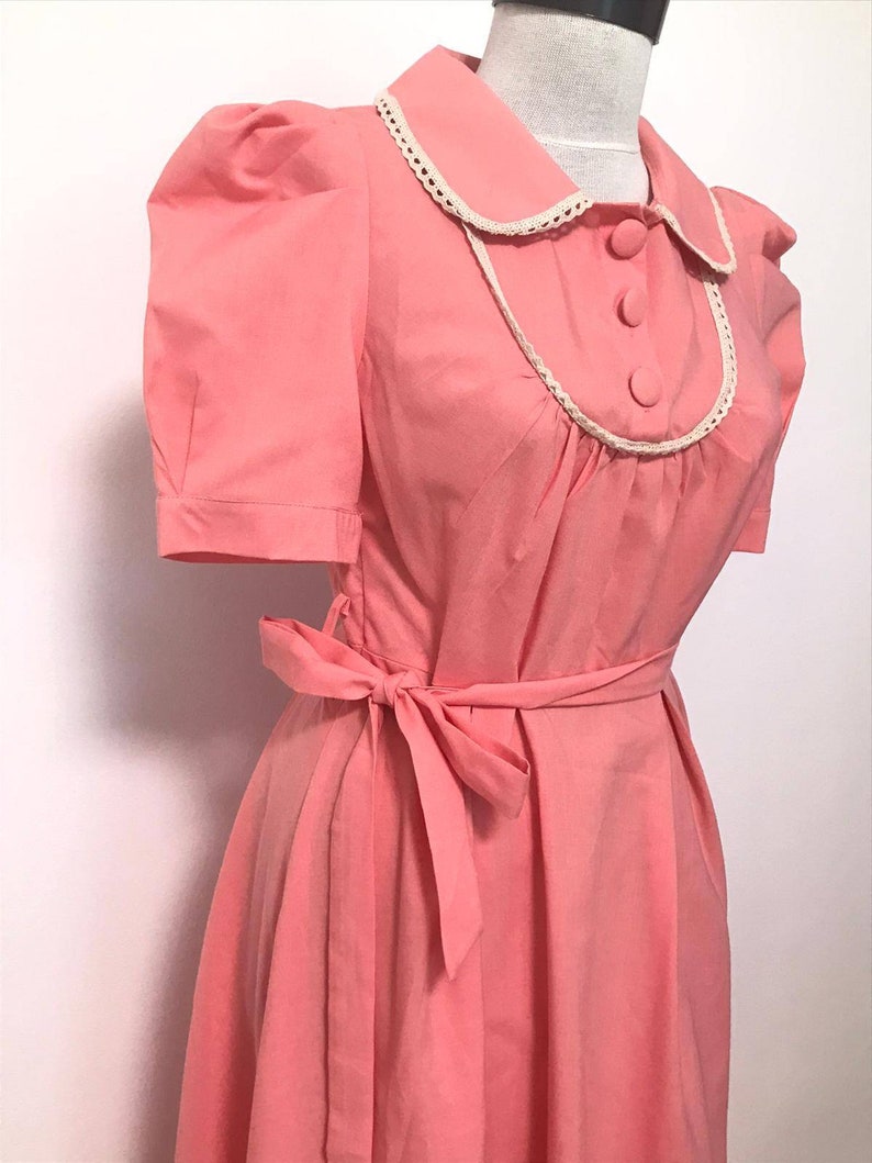 I love Lucy dress from the 60/70's vintage dress, pink dress, shirt collar, short puffy sleeves midi dress, s size dress, summer dress, image 2