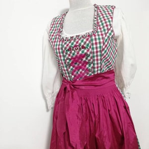 Gorgeous vintage dirndl dress, apple green/pink dirndl, trachten, prairie,Oktoberfest fashion, German Austrian dress, tyrolean, folk dress