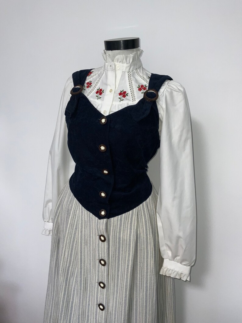 trachten grey and navy dirndl German Austrian dress prairie tyrollean dress Gorgeous vintage dirndl Oktoberfest fashion