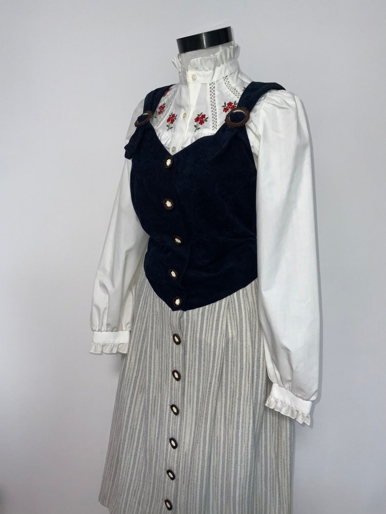 trachten grey and navy dirndl German Austrian dress prairie tyrollean dress Gorgeous vintage dirndl Oktoberfest fashion