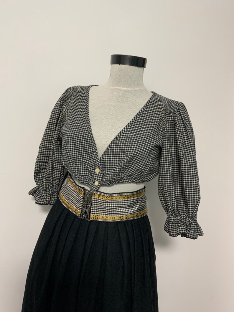 Oktoberfest Clothing,\u00a0German Austrian fashion woman White Trachten Bavarian Blouse Rare checkered Vintage Crop Dirndl Top