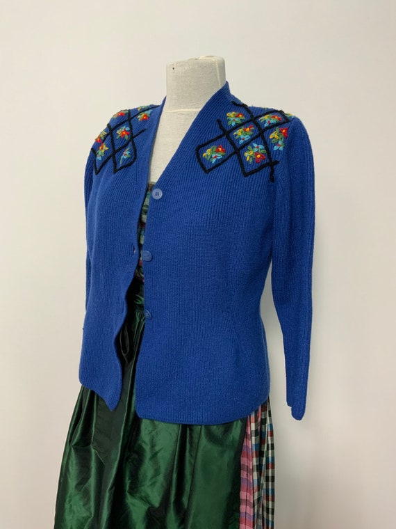 Tyrolean sweater, hand embroidery flowers, Austri