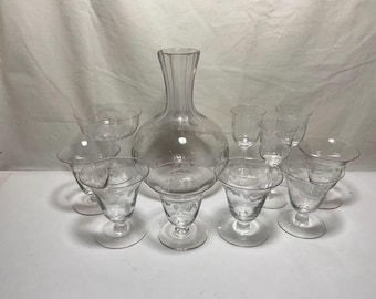 A3-32 Grapevine Etched Crystal Decanter Set, Vintage Ships Wine Bottle With 10 Glasses, Frosted Grape Leaf Stemware, Elegant Wedding Gift