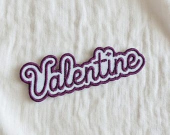 Haftowana naszywka z imieniem – spersonalizowana naszywka do prasowania na torby do przedszkola, torby szkolne i ubrania – haftowane imię do personalizacji